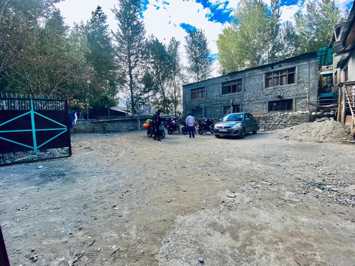 Hotel Border View Kargil Luaran gambar